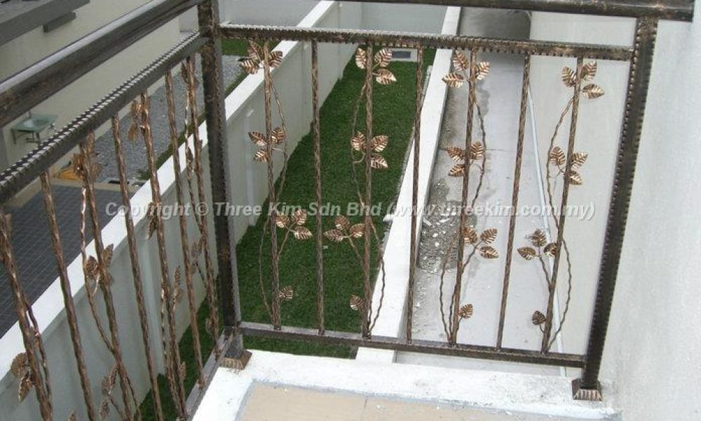 A9R15auuah_7nvjlx_4ss