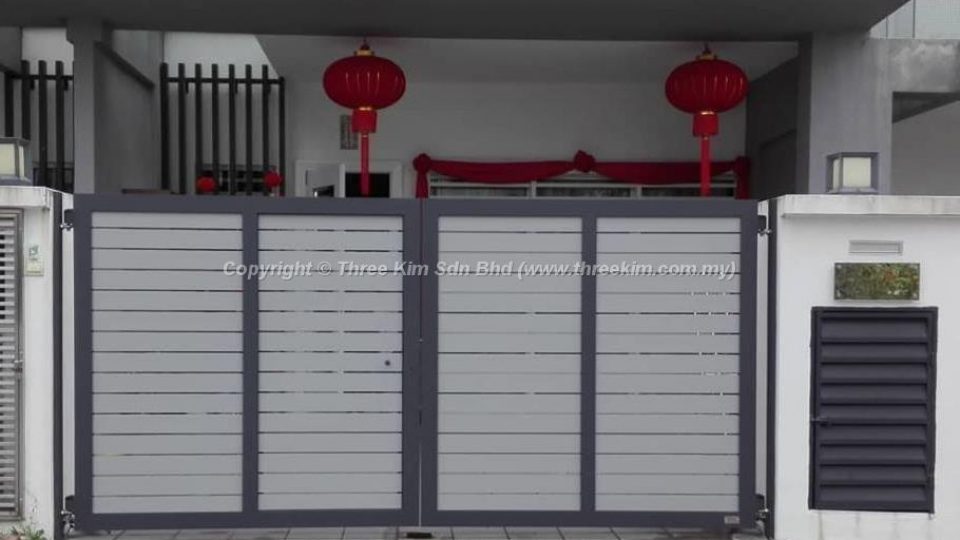 A9R15v6ma5_1au6dec_7x0