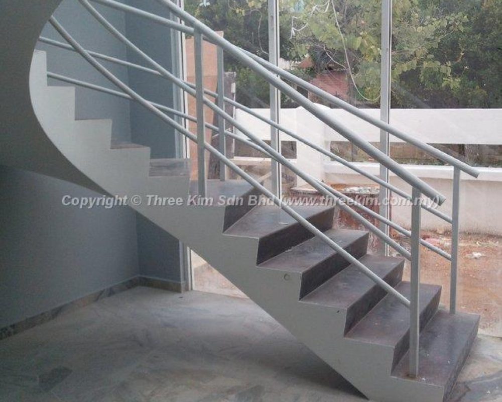 A9R19r5oj9_1p4djvv_bm4