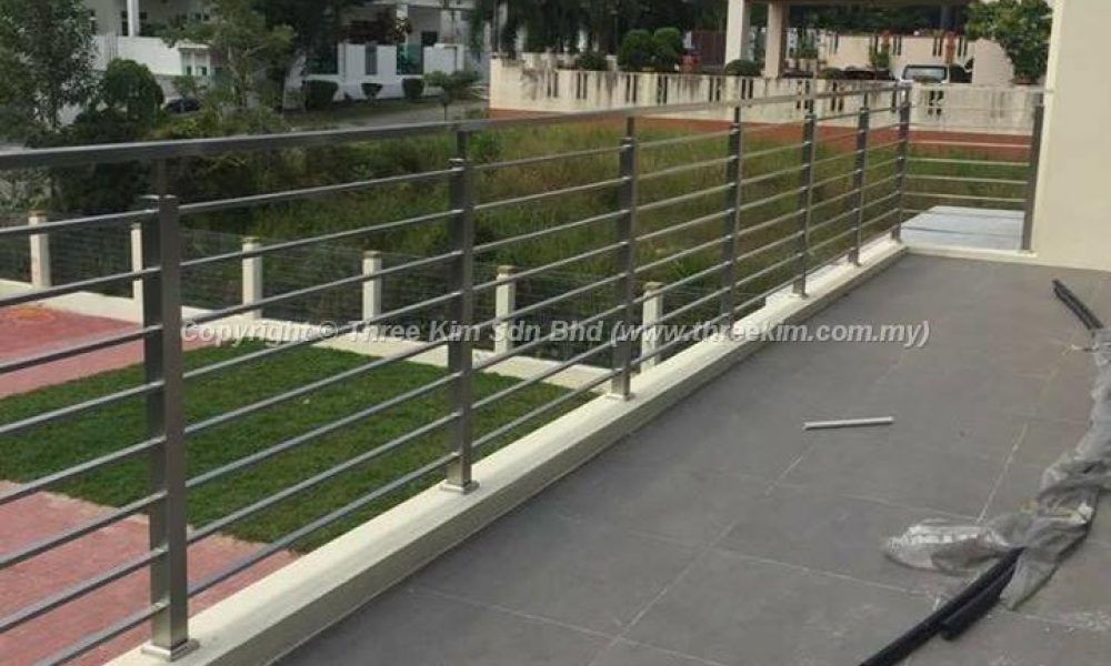 A9R1xdxx18_fcj80l_688