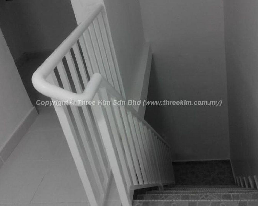 A9Ribx0xy_1p4djty_bm4